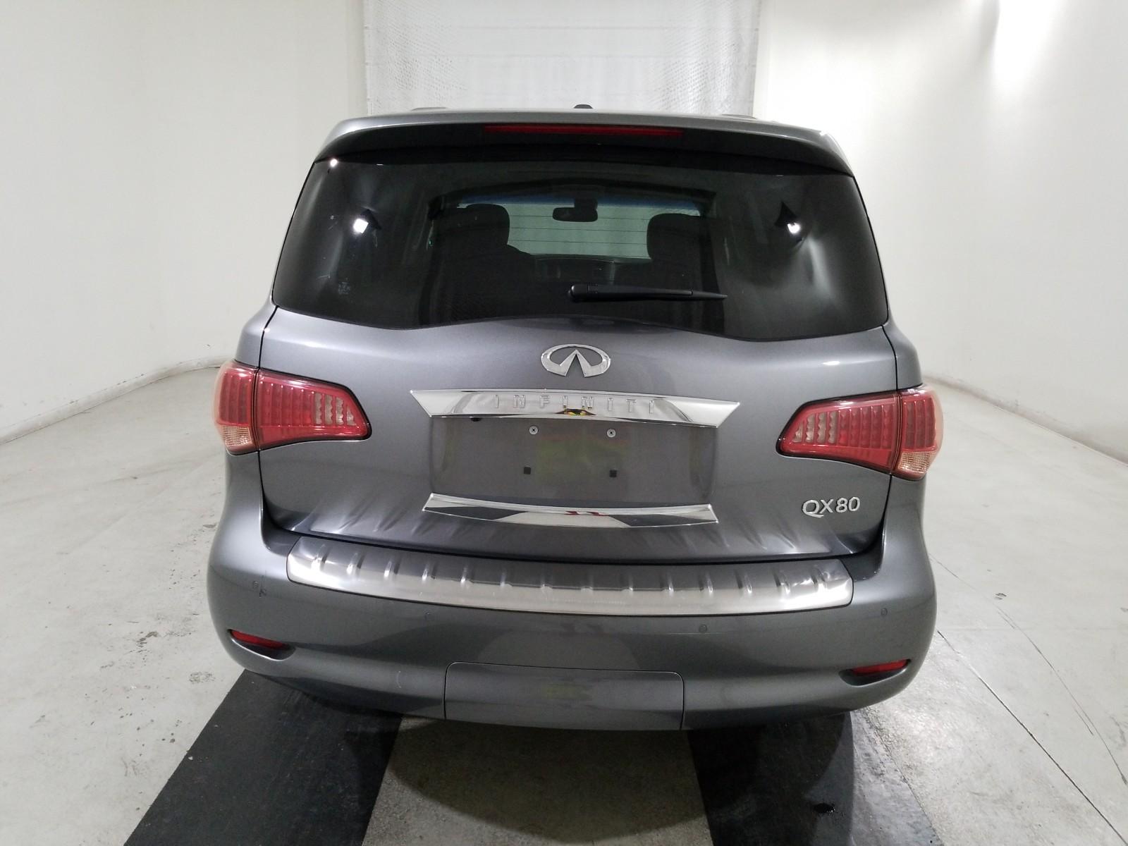 2017 Infiniti QX80 4X2