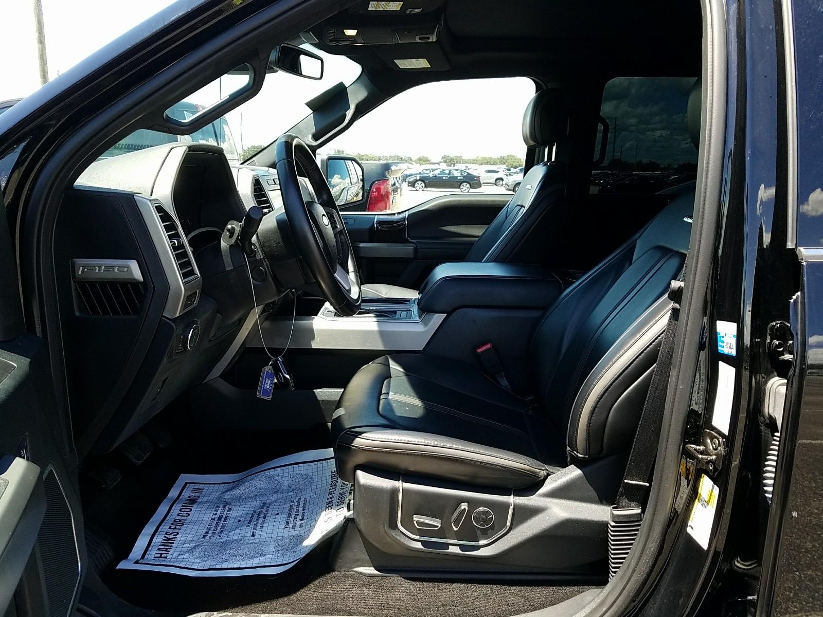 2017 Ford F150 4X2 CR PLATINUM