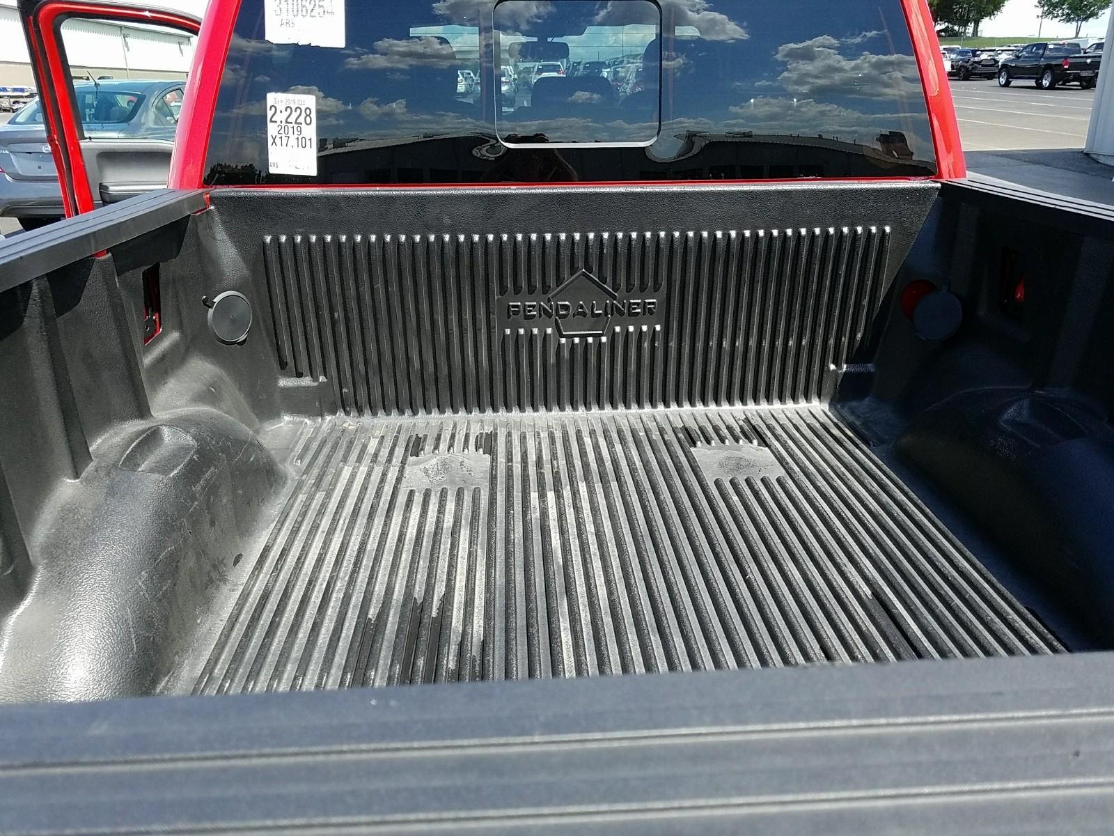 2019 Ford F-150 4X4 CR LARIAT