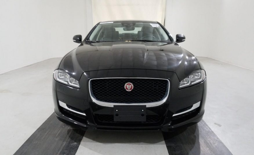 2018 Jaguar XJ 4X2 V6 XJ R-SPORT