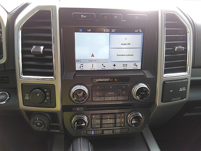 2017 Ford F150 4X4 CR LARIAT