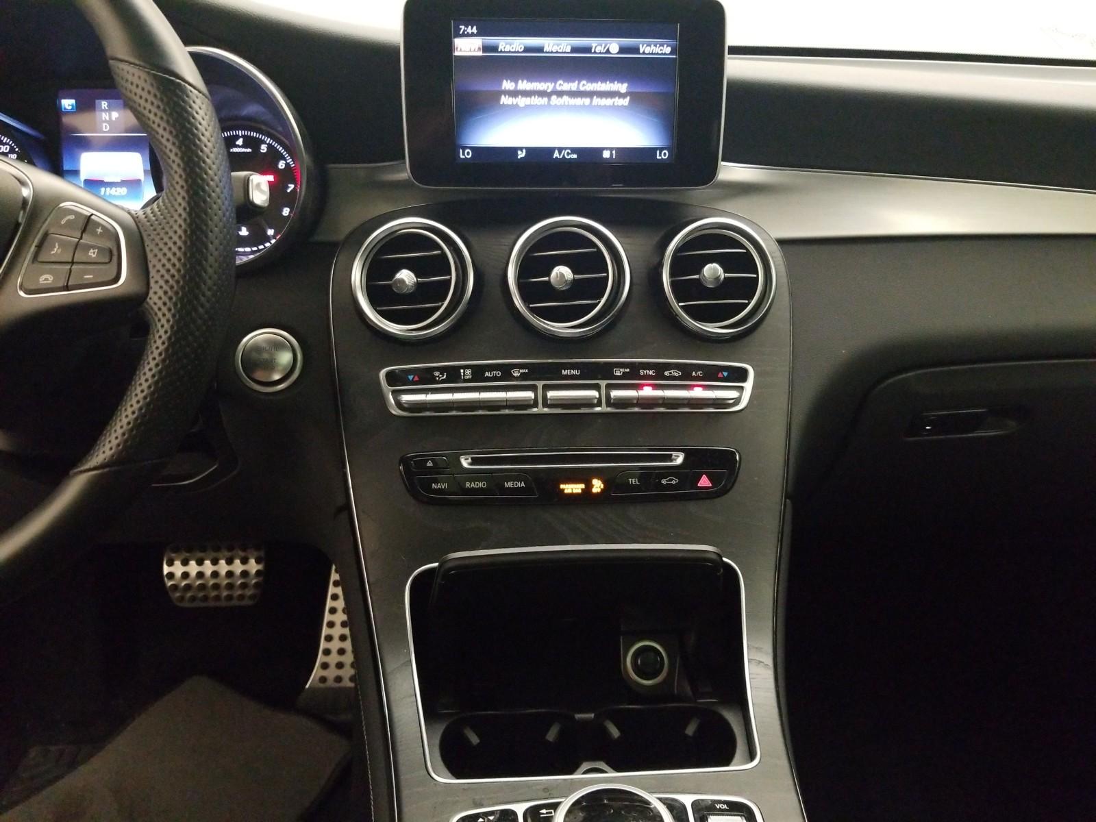 2019 Mercedes-Benz GLC300W4 GLC 300