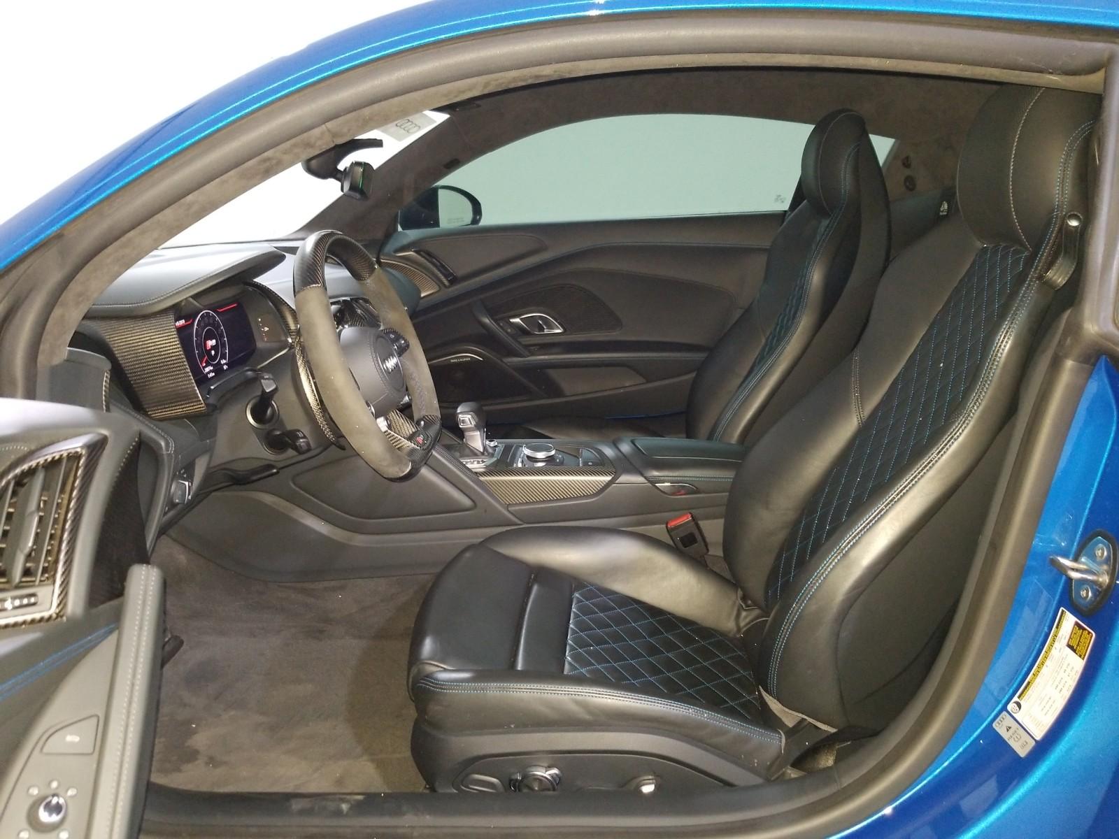 2017 Audi R8 V10 PLUS