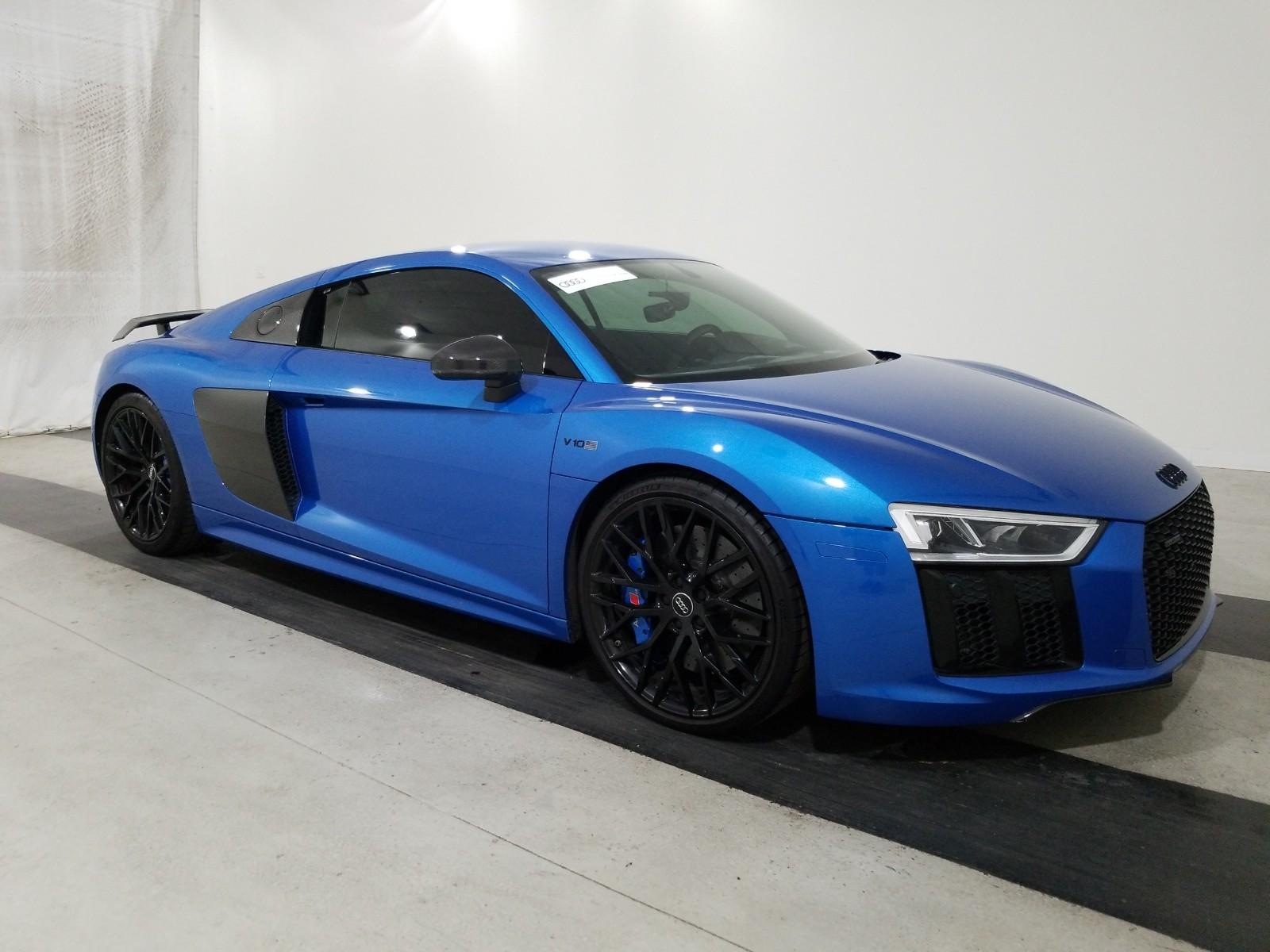 2017 Audi R8 V10 PLUS