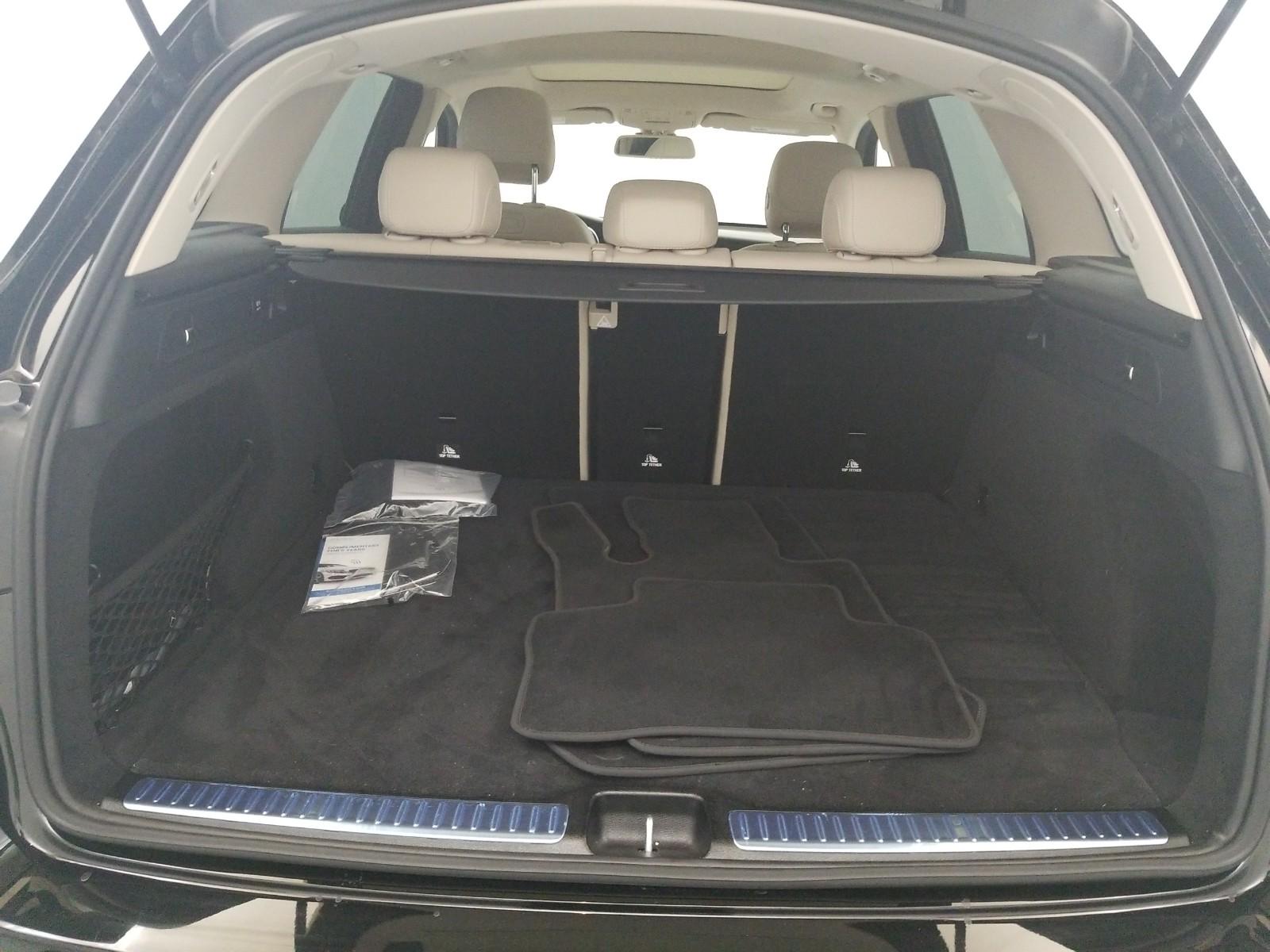 2019 Mercedes-Benz GLC300W4 GLC 300