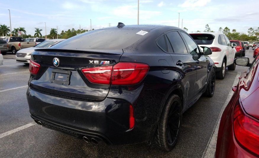 2015 BMW X6 M