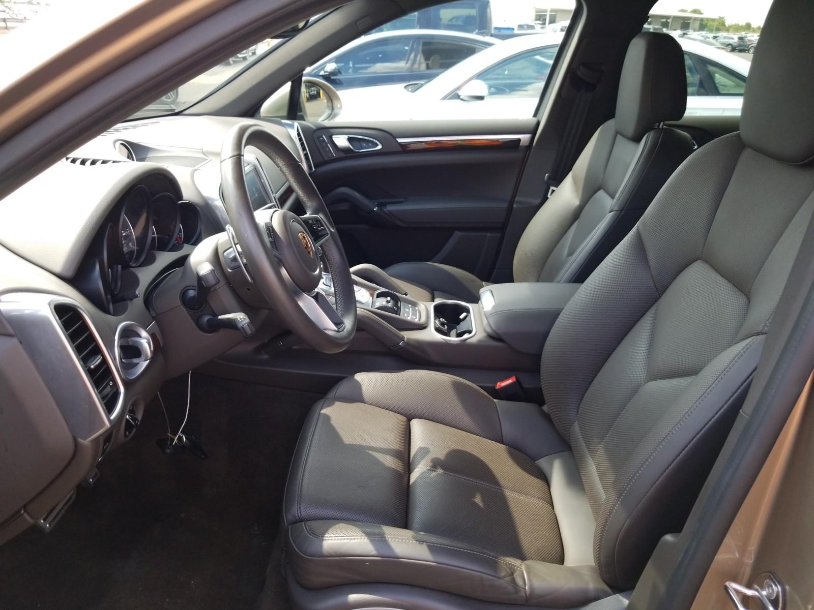 2017 Porsche CAYENNE V6 S