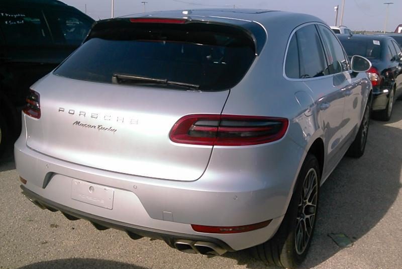 2015 Porsche MACAN TURBO