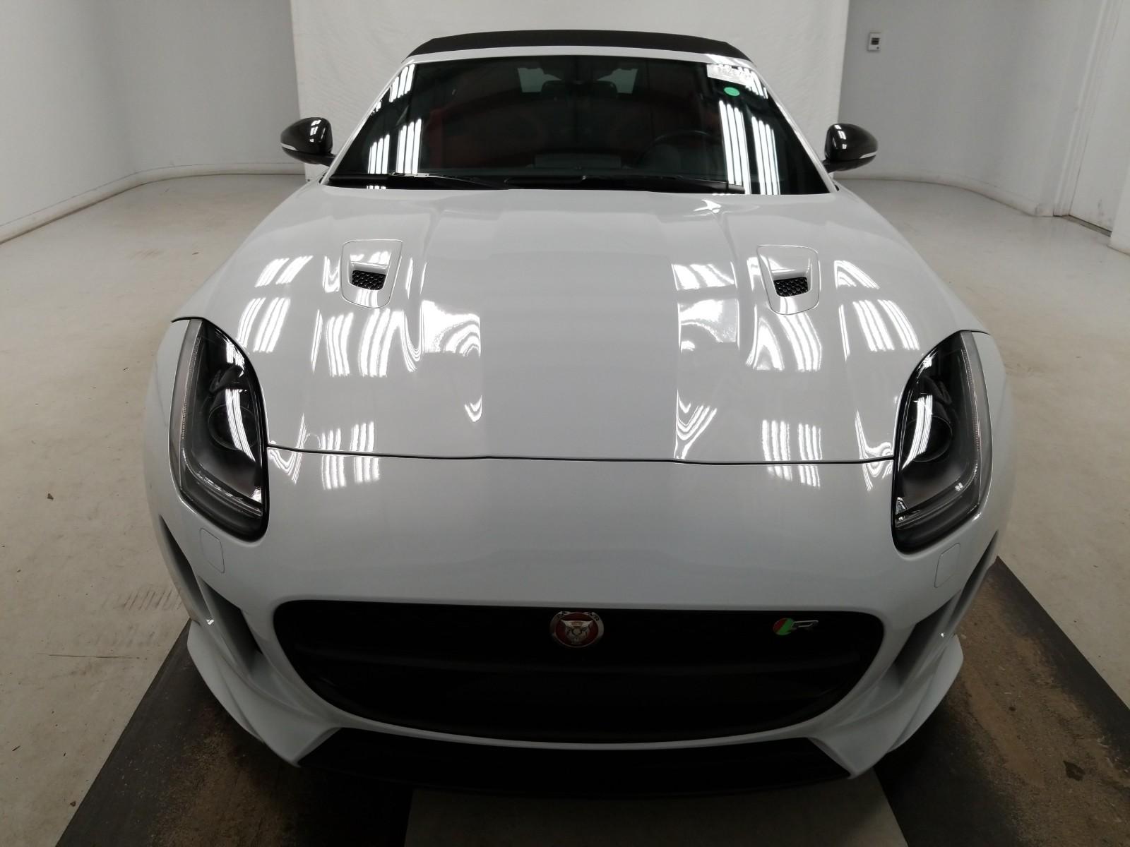 2016 Jaguar F-TYPE AWD V8 R
