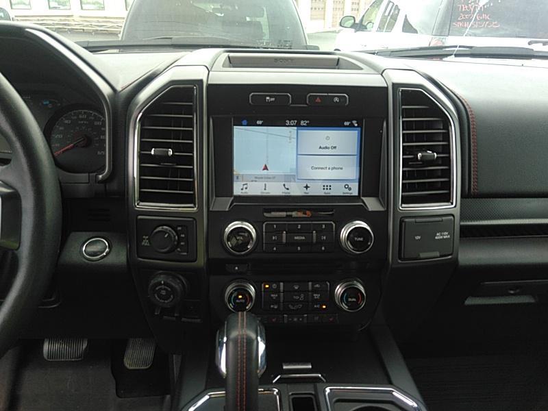 2017 Ford F150 4X4 CR LARIAT