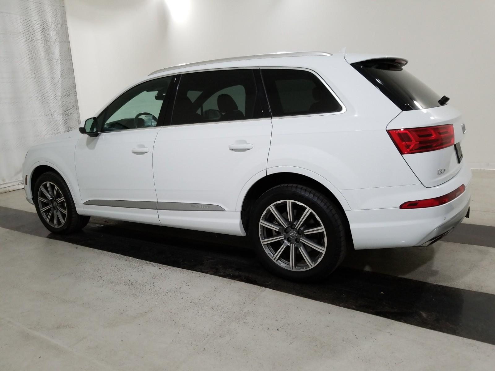 2017 Audi Q7 V6 PREMIUM +