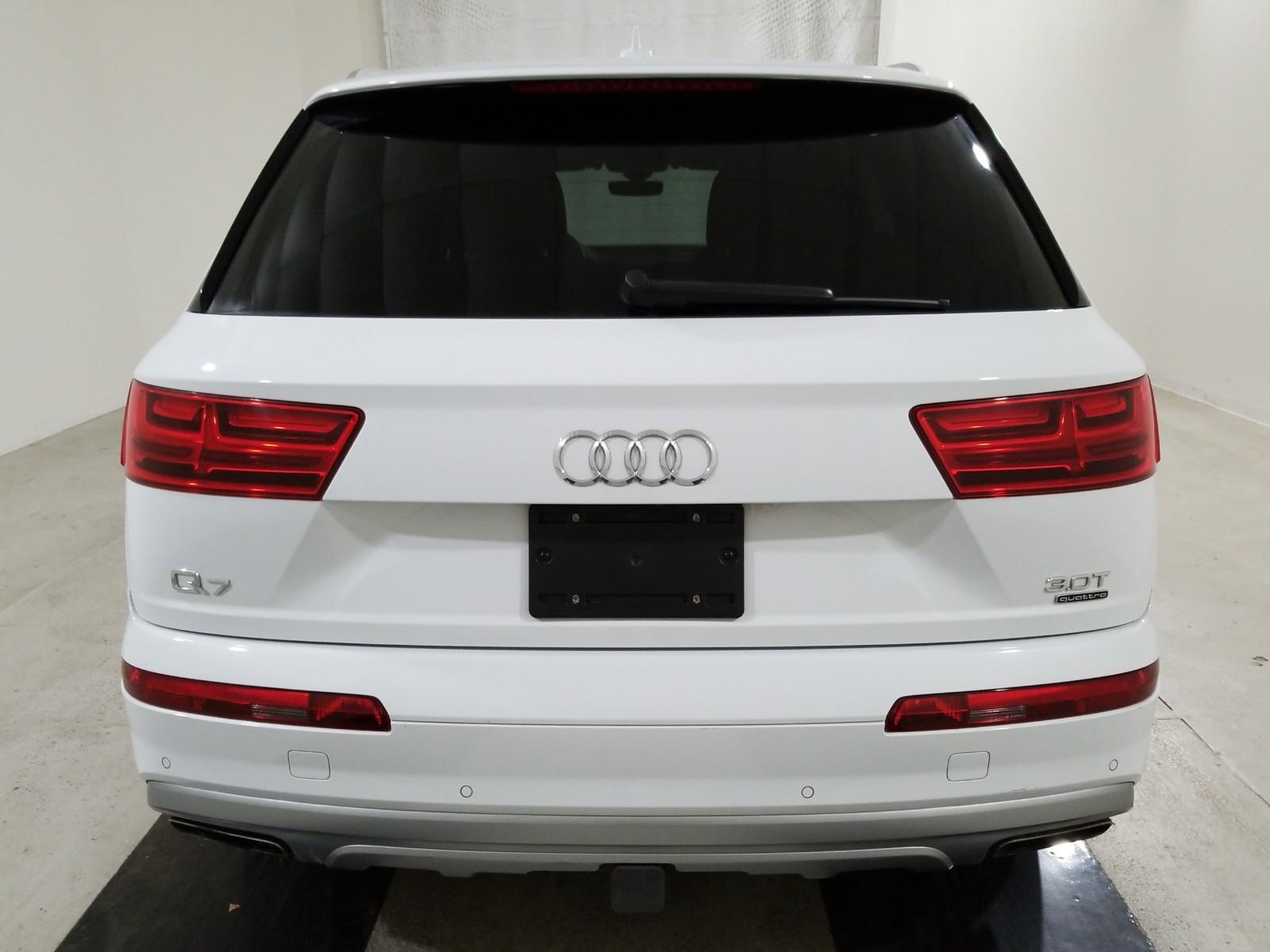 2017 Audi Q7 V6 PREMIUM +