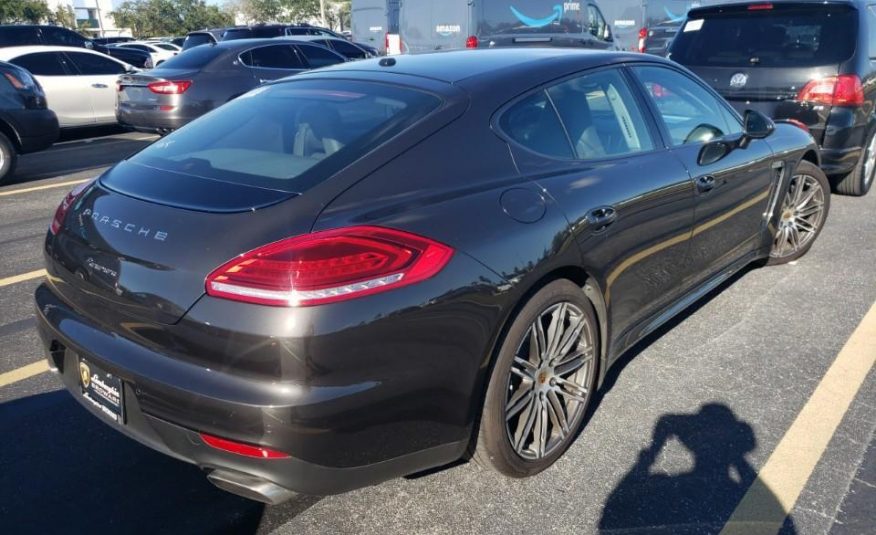 2016 Porsche PANAMERA 4X2 V6 2WD