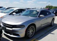 2015 Dodge CHARGER 4X2 V6 SE