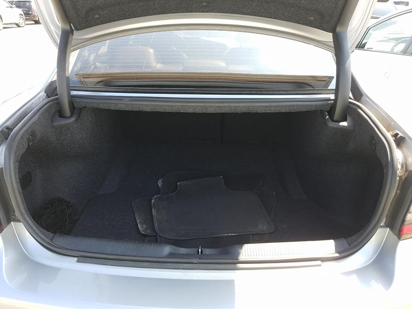 2015 Dodge CHARGER 4X2 V6 SE