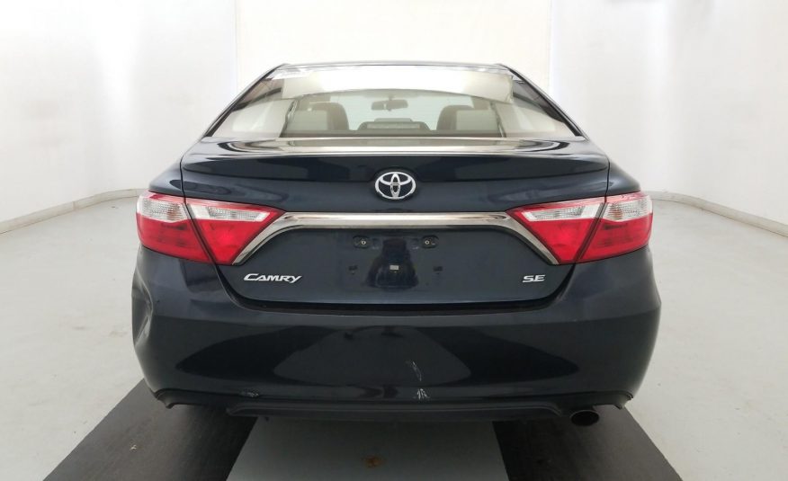 2016 Toyota CAMRY 4C SE