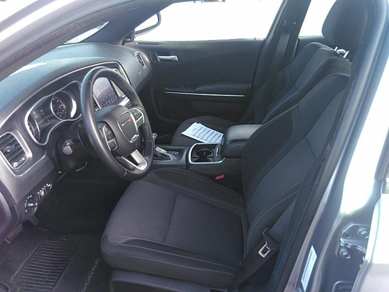 2017 Dodge CHARGER 4X2 V6 SXT