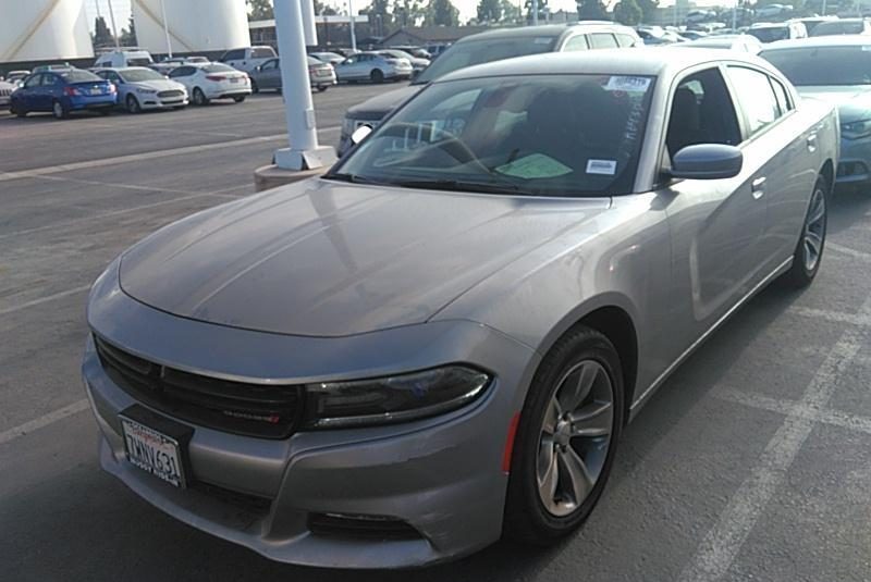 2017 Dodge CHARGER 4X2 V6 SXT