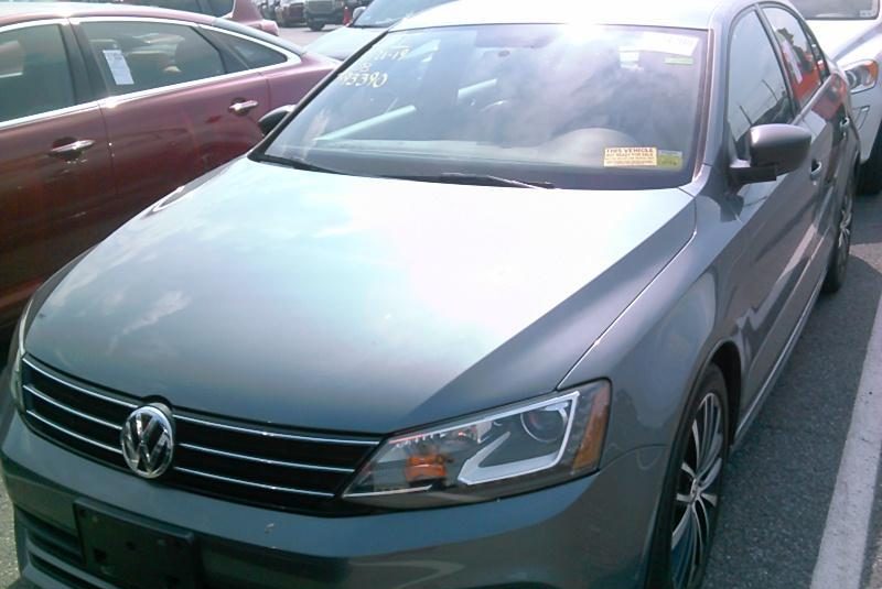 2016 Volkswagen JETTA 1.8T SPORT