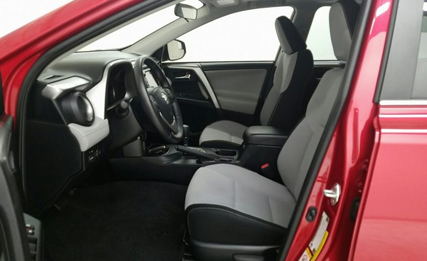 2017 Toyota RAV4 FWD XLE