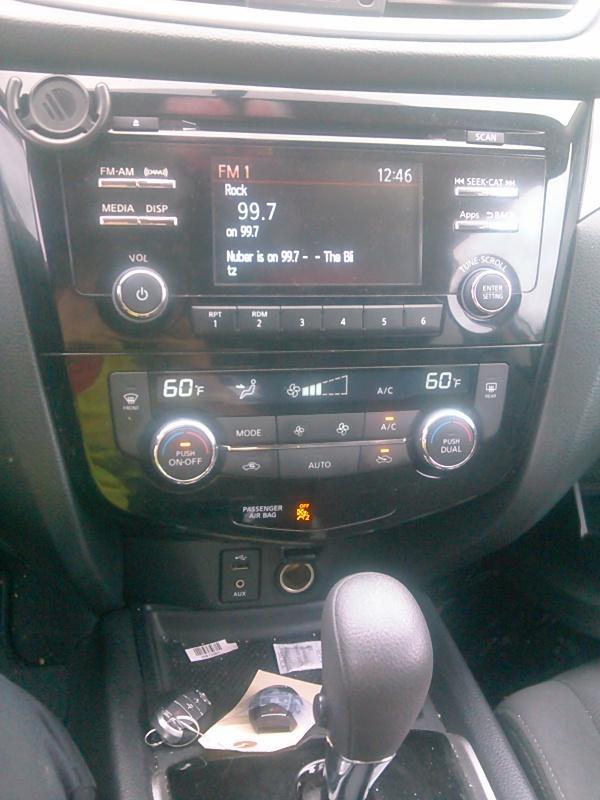 2016 Nissan ROGUE AWD 4C SV