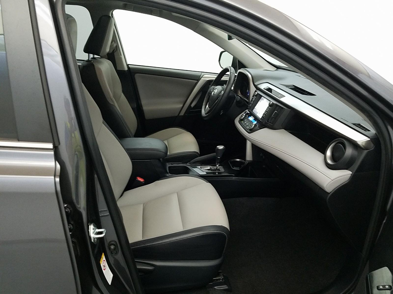 2016 Toyota RAV4 AWD LIMITED