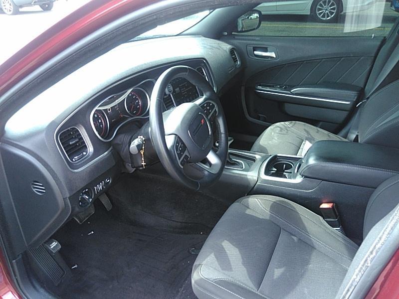 2017 Dodge CHARGER 4X2 V6 SXT