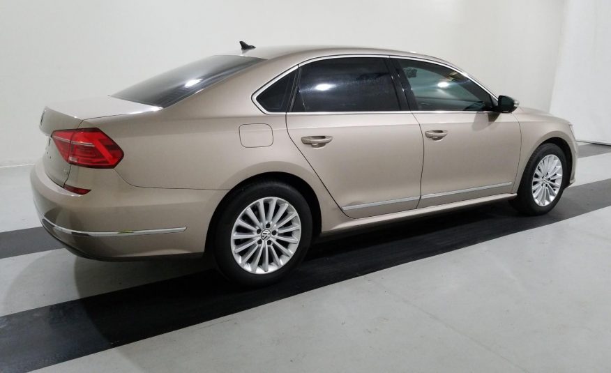 2016 Volkswagen PASSAT 4C 1.8T SE