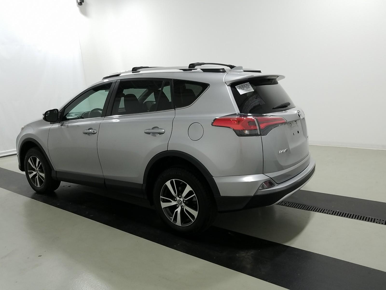 2016 Toyota RAV4 AWD XLE