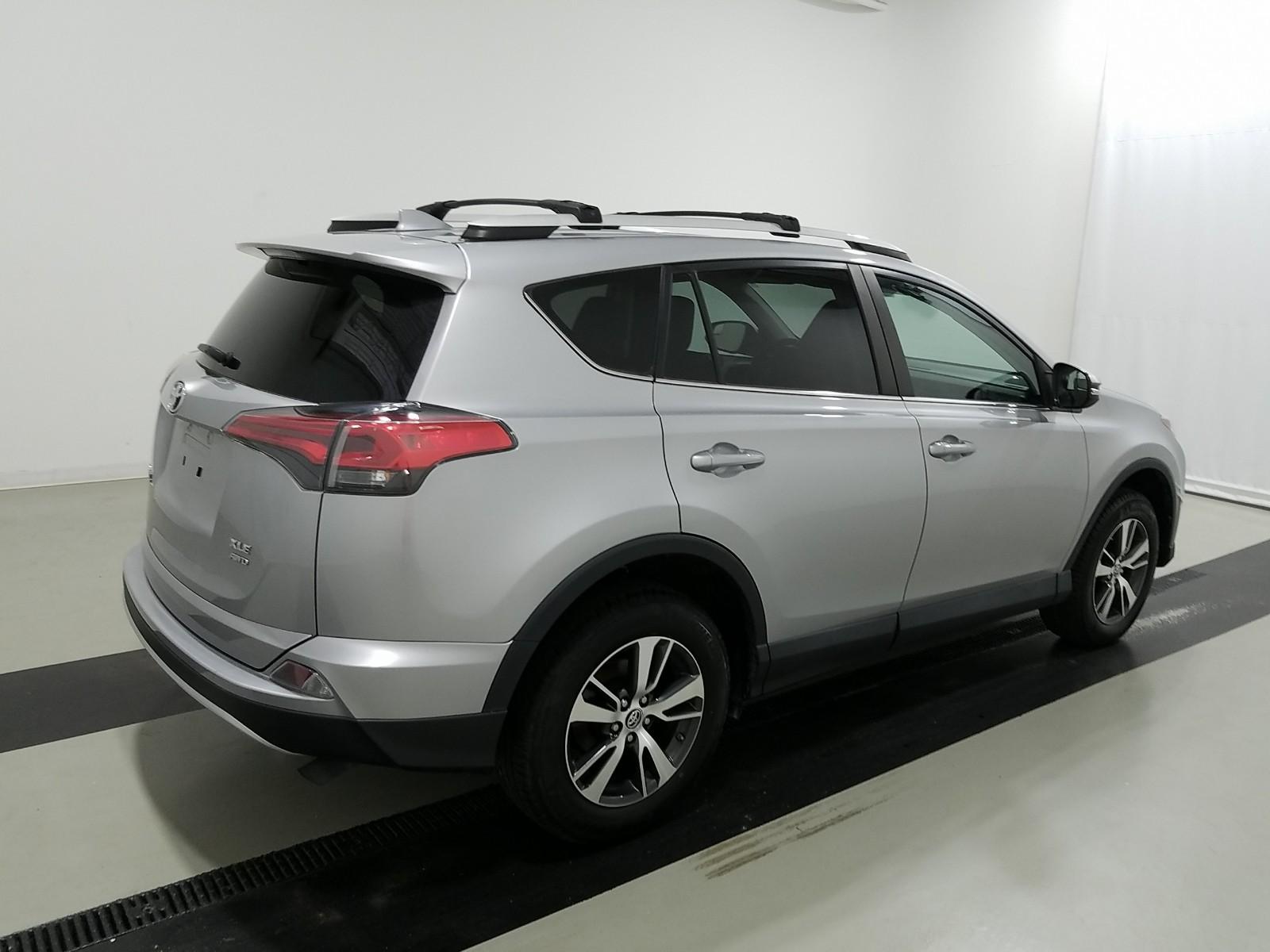 2016 Toyota RAV4 AWD XLE