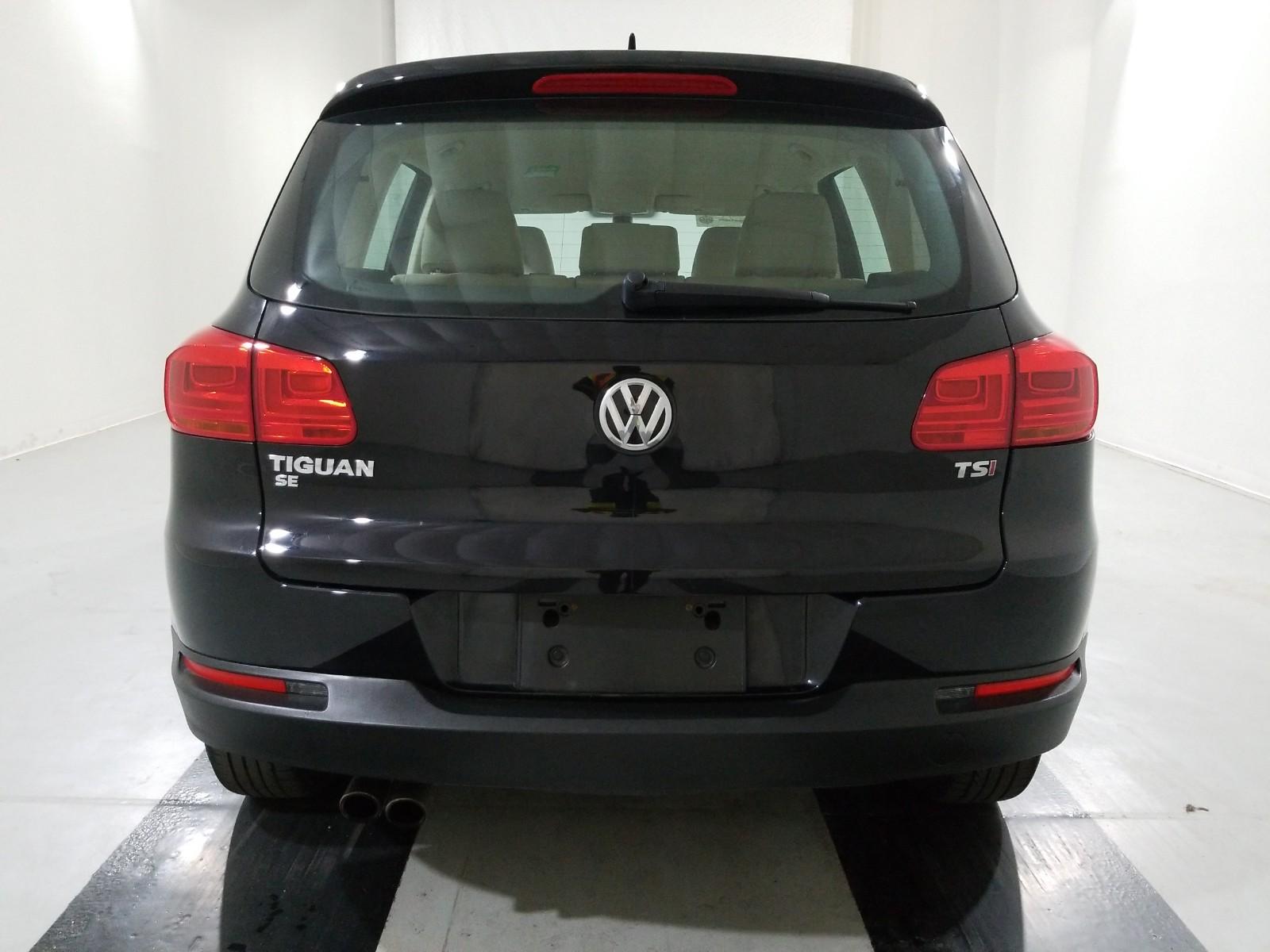 2017 Volkswagen TIGUAN FWD S