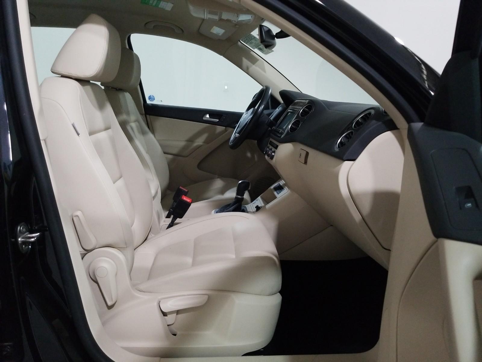 2017 Volkswagen TIGUAN FWD S