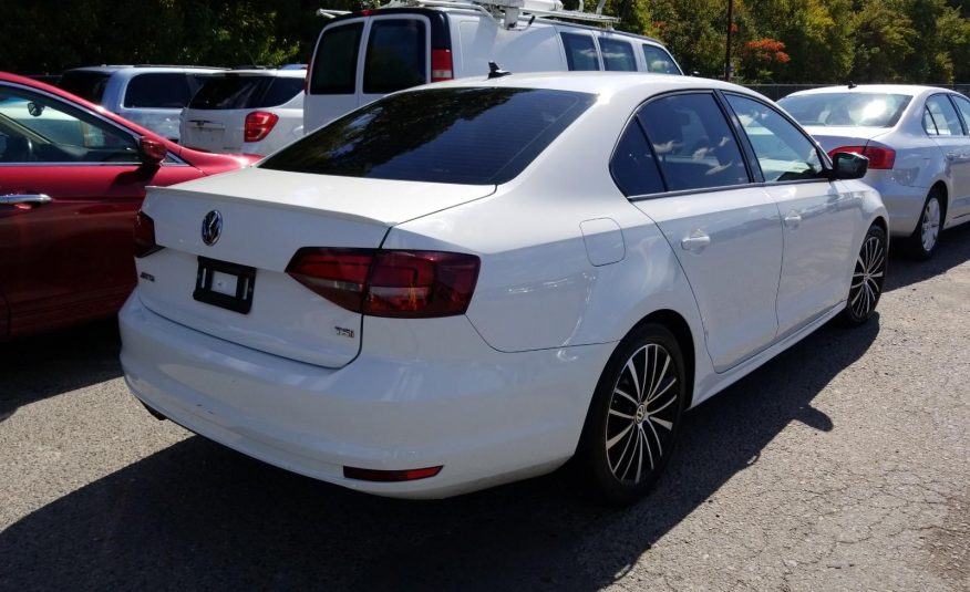 2016 Volkswagen JETTA 1.8T SPORT