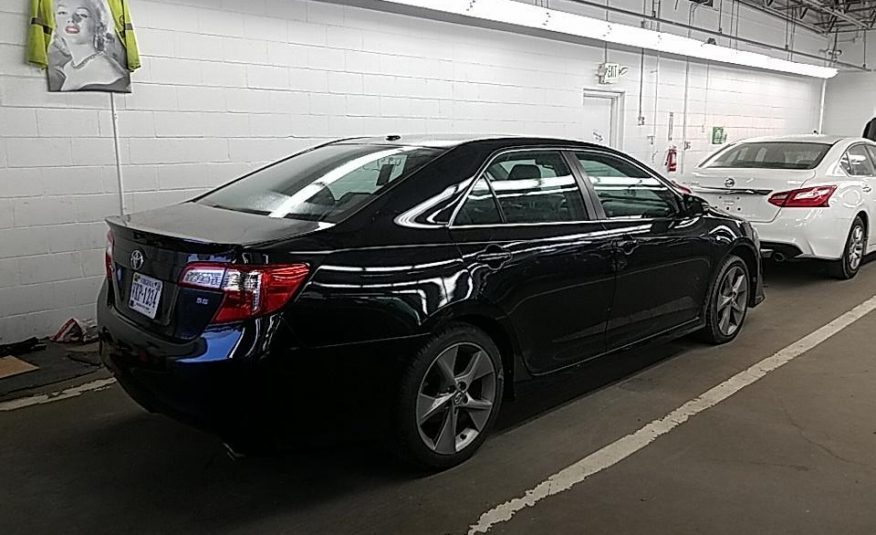 2012 Toyota CAMRY V6 SE