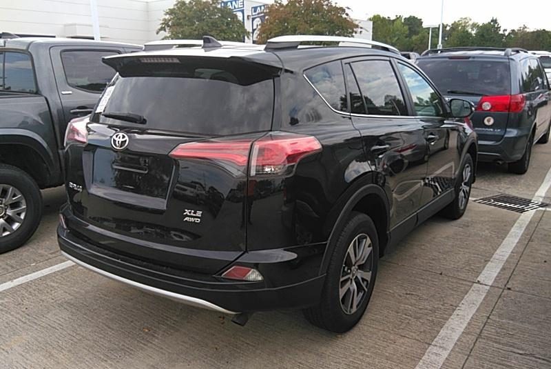 2016 Toyota RAV4 AWD XLE