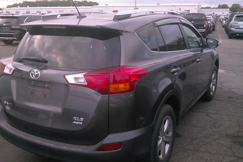 2015 Toyota RAV4 AWD XLE