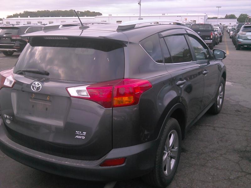 2015 Toyota RAV4 AWD XLE