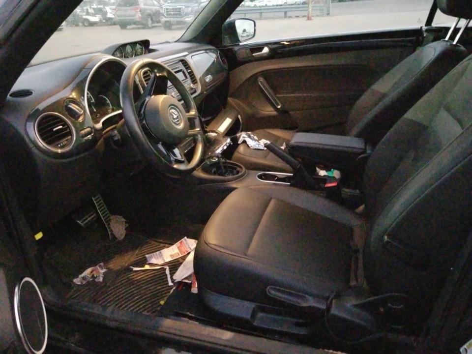 2013 Volkswagen BEETLE 4C 2.0T