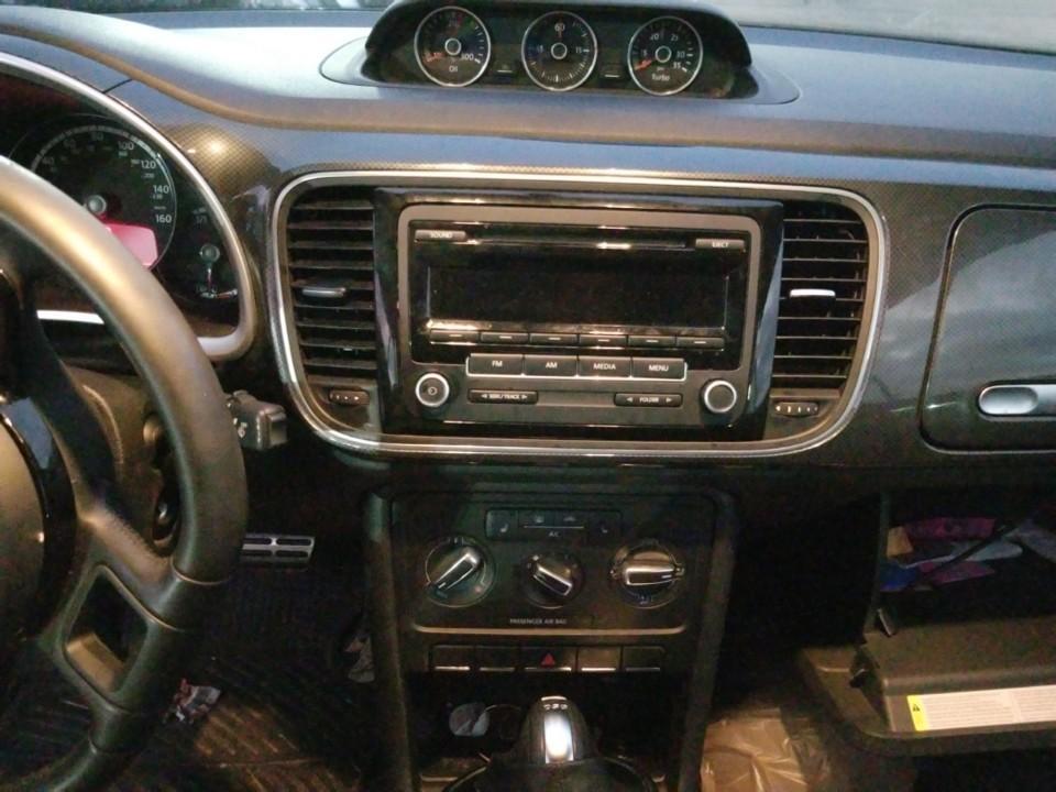 2013 Volkswagen BEETLE 4C 2.0T