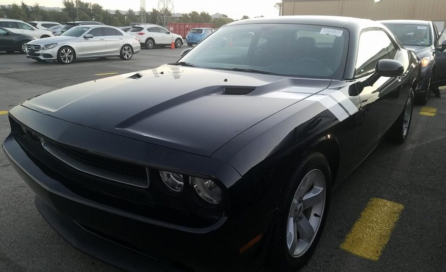 2014 Dodge CHALLENGER V6 SXT