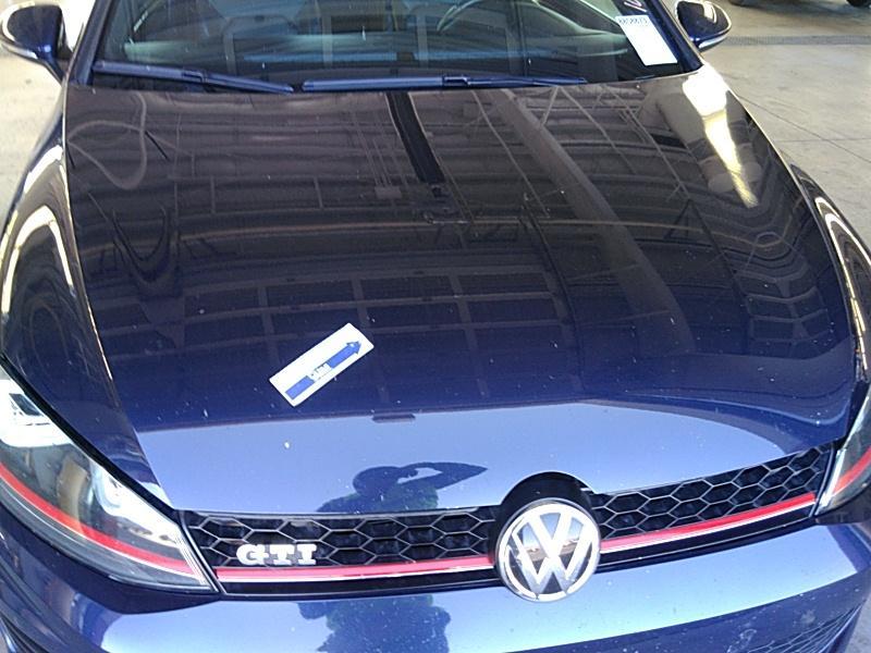 2015 Volkswagen GOLF GTI SE