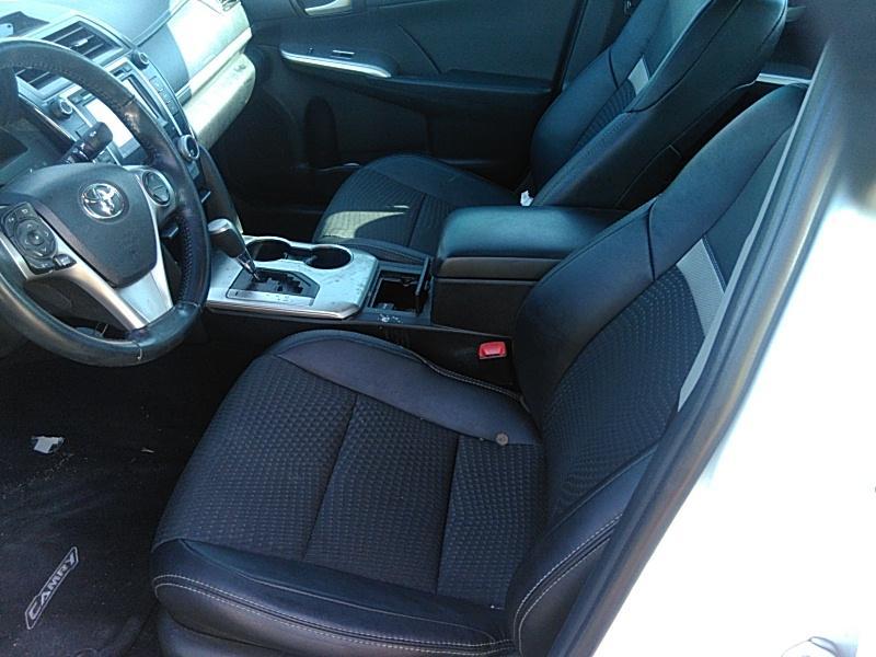 2014 Toyota CAMRY 4C SE SPORT
