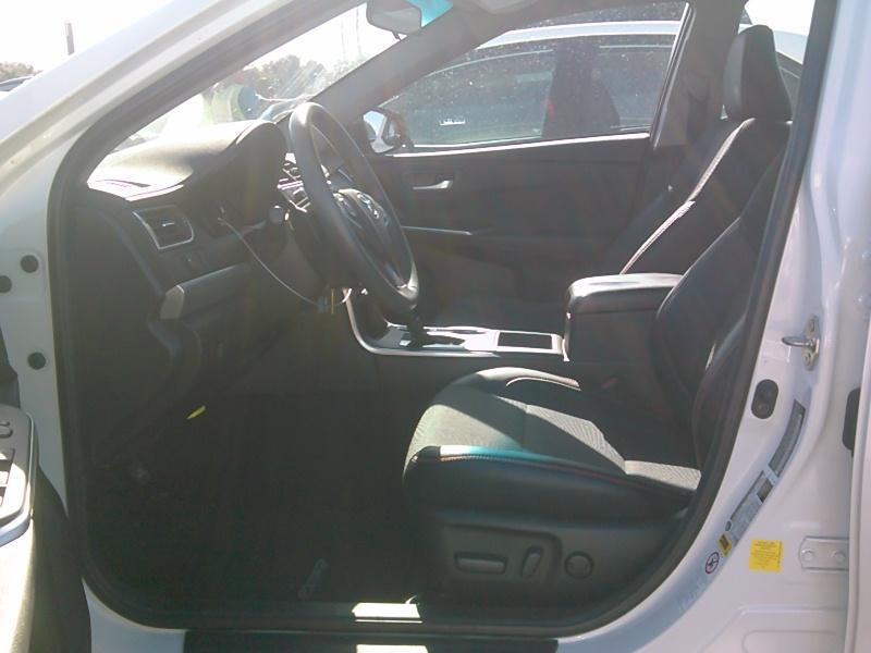 2016 Toyota CAMRY 4C SE