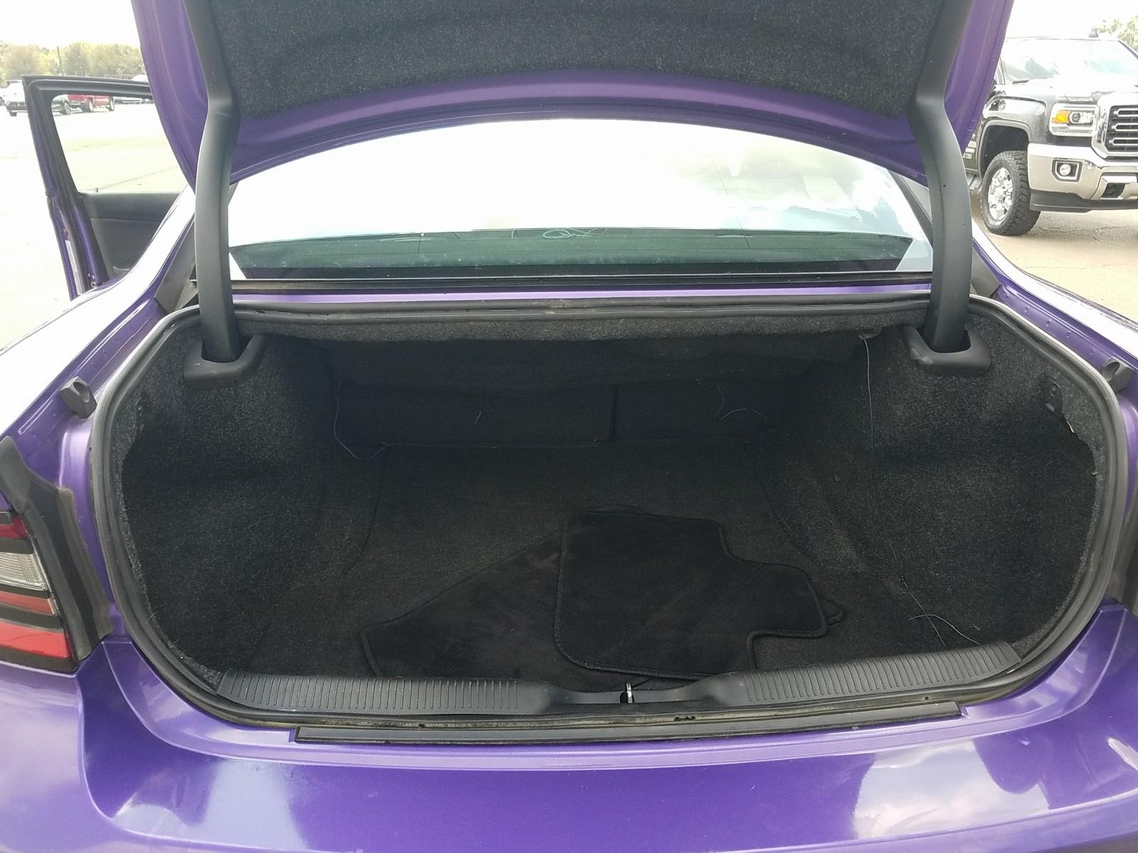 2018 Dodge CHARGER 4X2 V6 SXT