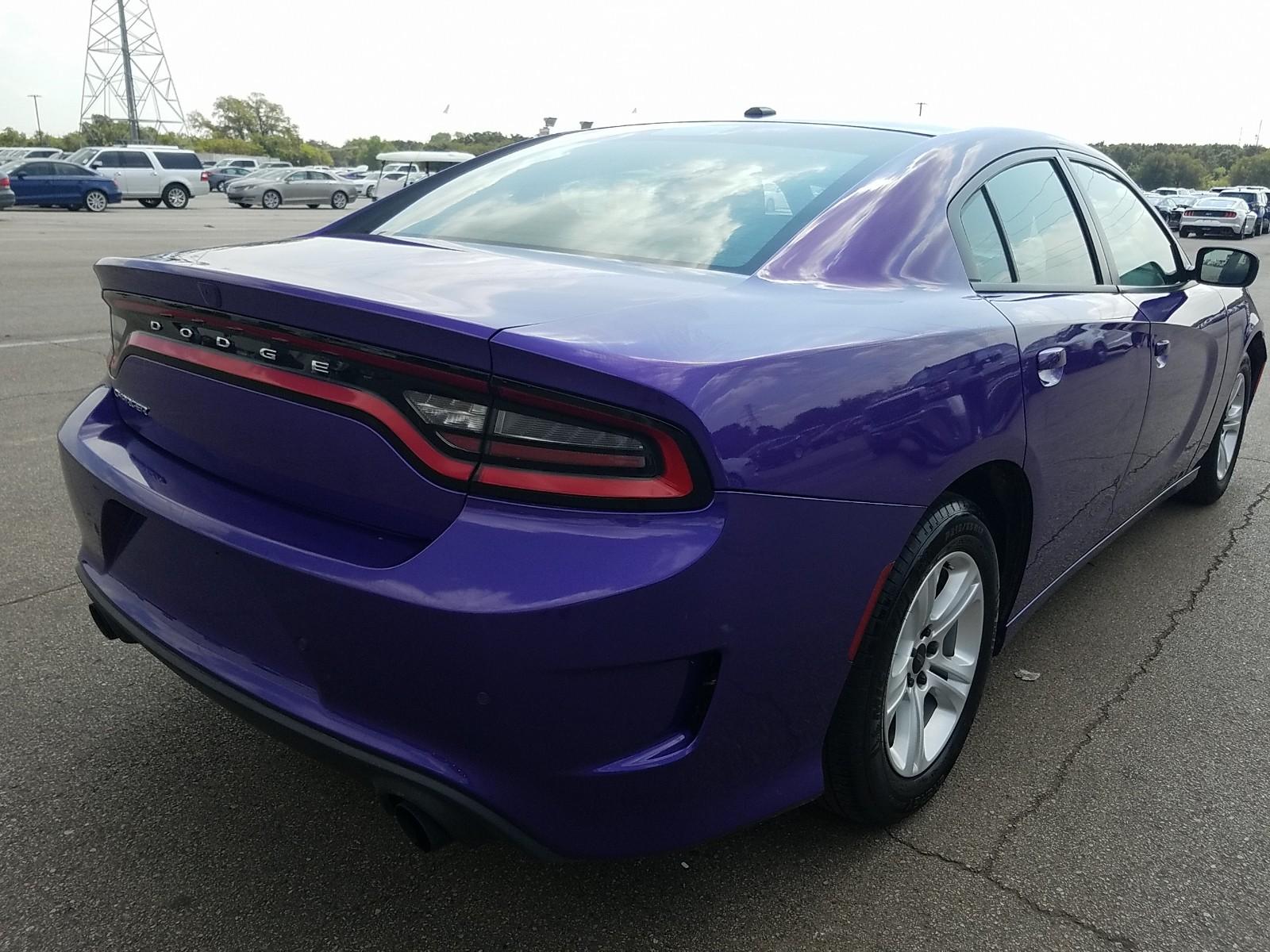 2018 Dodge CHARGER 4X2 V6 SXT