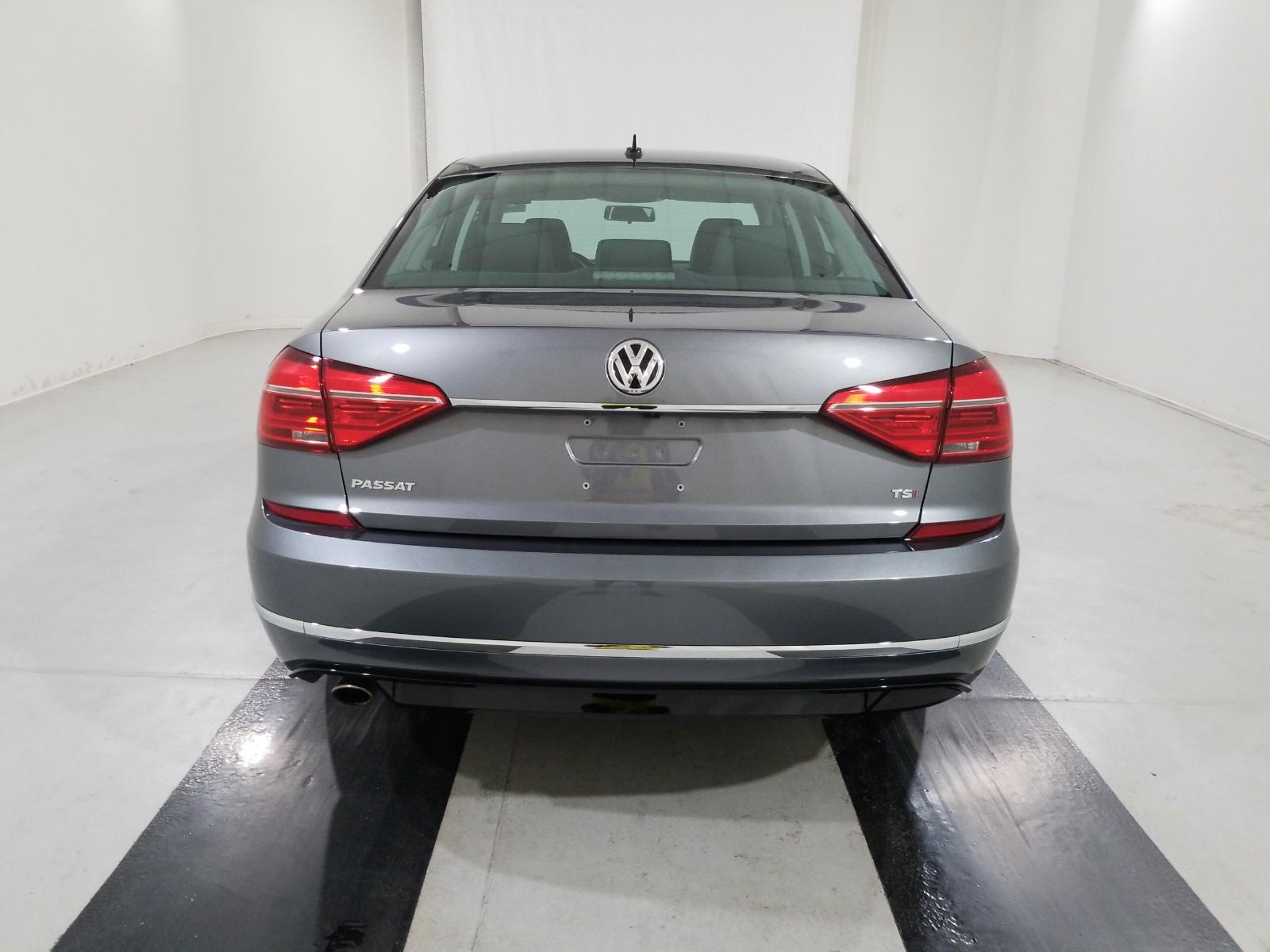 2016 Volkswagen PASSAT 4C RLINE COMF
