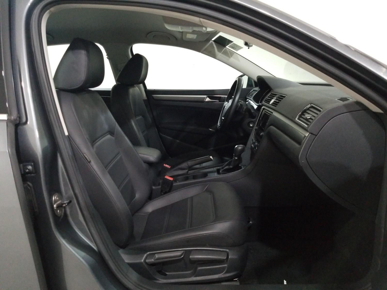 2016 Volkswagen PASSAT 4C RLINE COMF