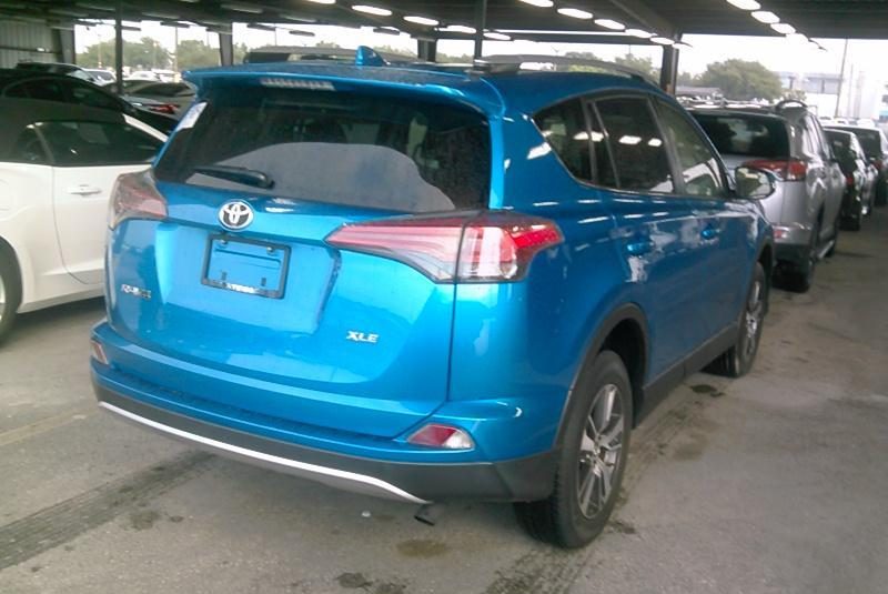 2016 Toyota RAV4 FWD XLE