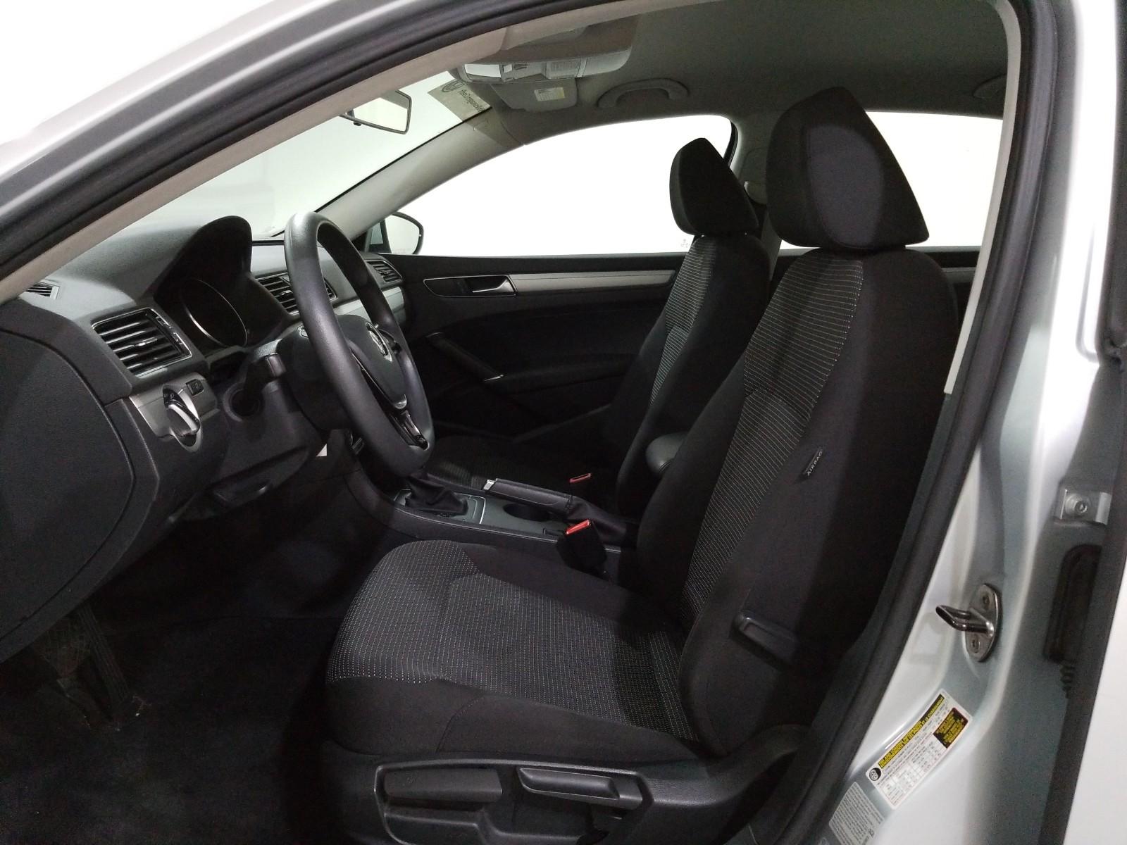 2016 Volkswagen PASSAT 4C 1.8T S