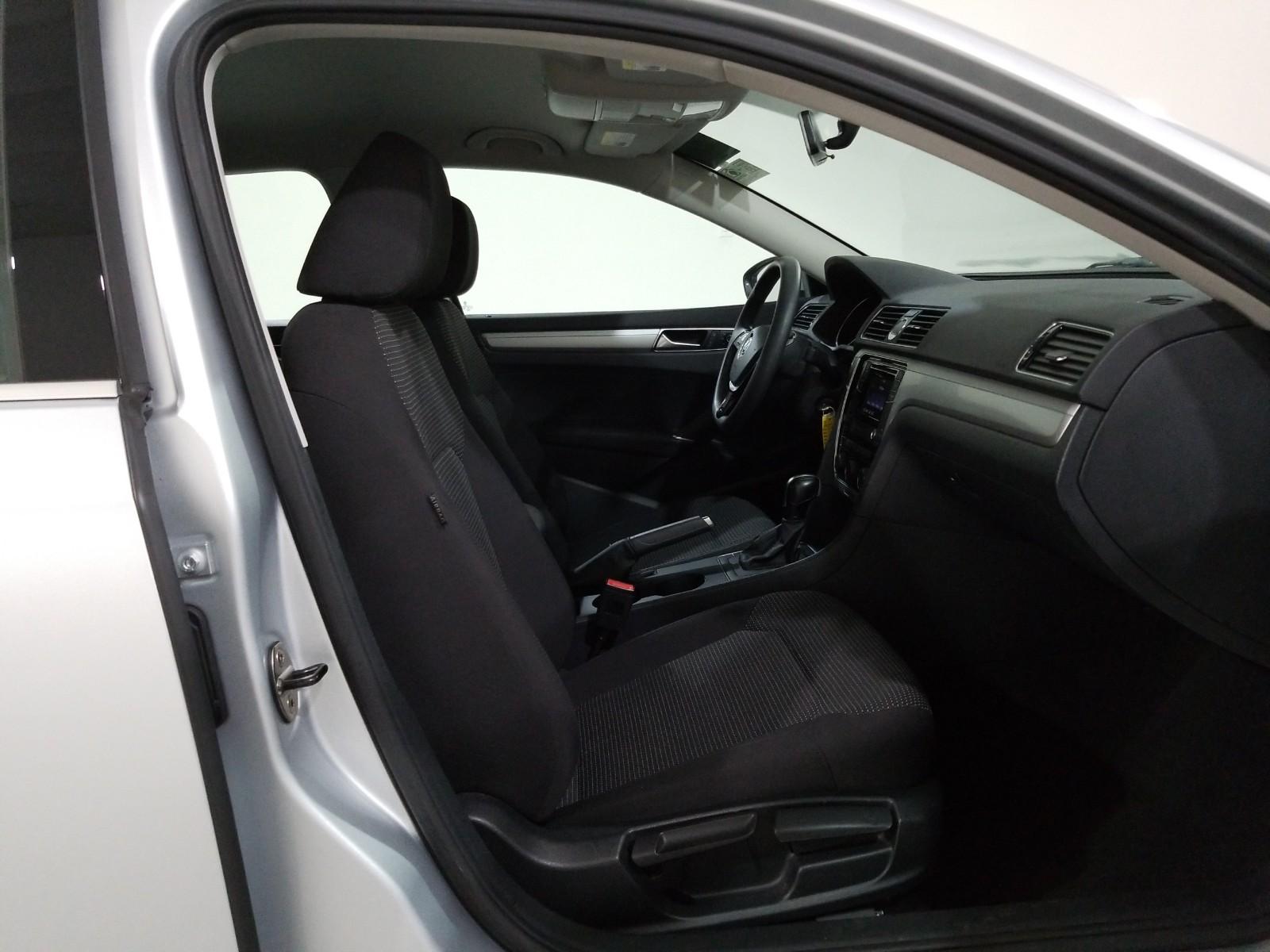 2016 Volkswagen PASSAT 4C 1.8T S